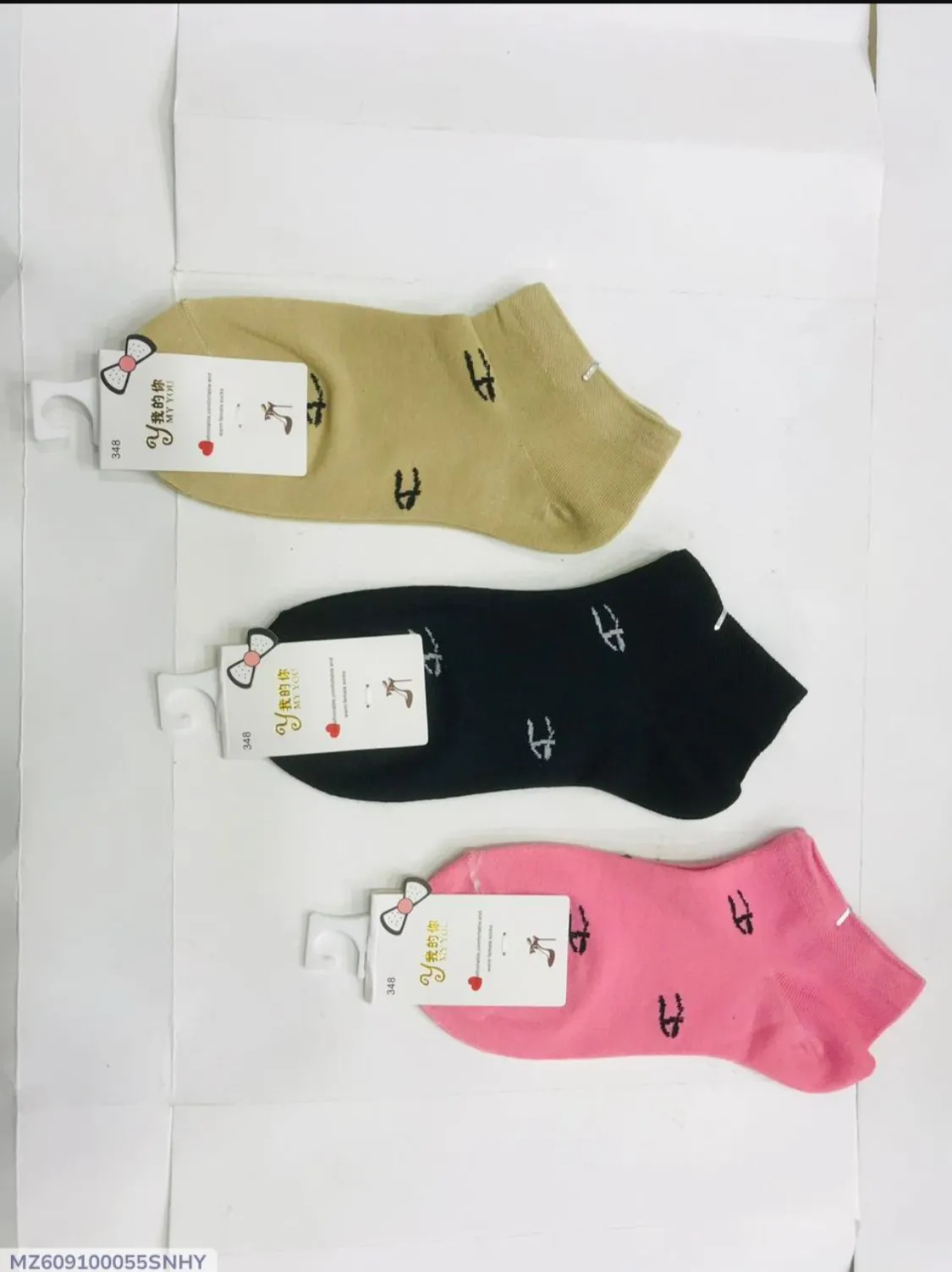 Girls"5-Pack Ankle Socks Random color Soft, Stylish & Essential Comfort for Everyday Wear"