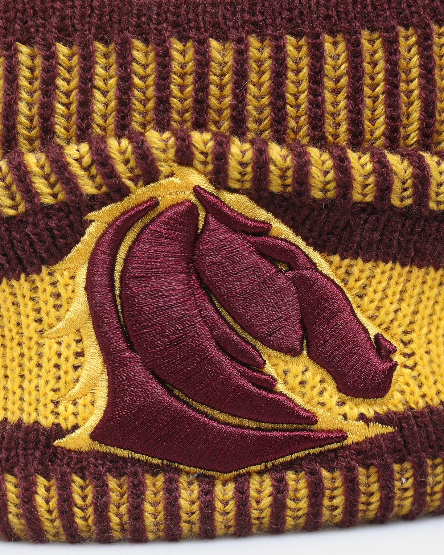 New Era Brisbane Broncos NRL Kick Off 2022 Pom Wordmark Beanie Dark Purple